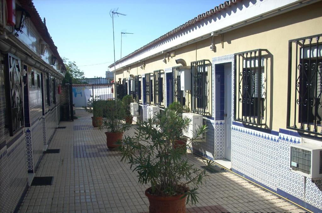 Hostal Don Diego San Juan Del Puerto Eksteriør bilde